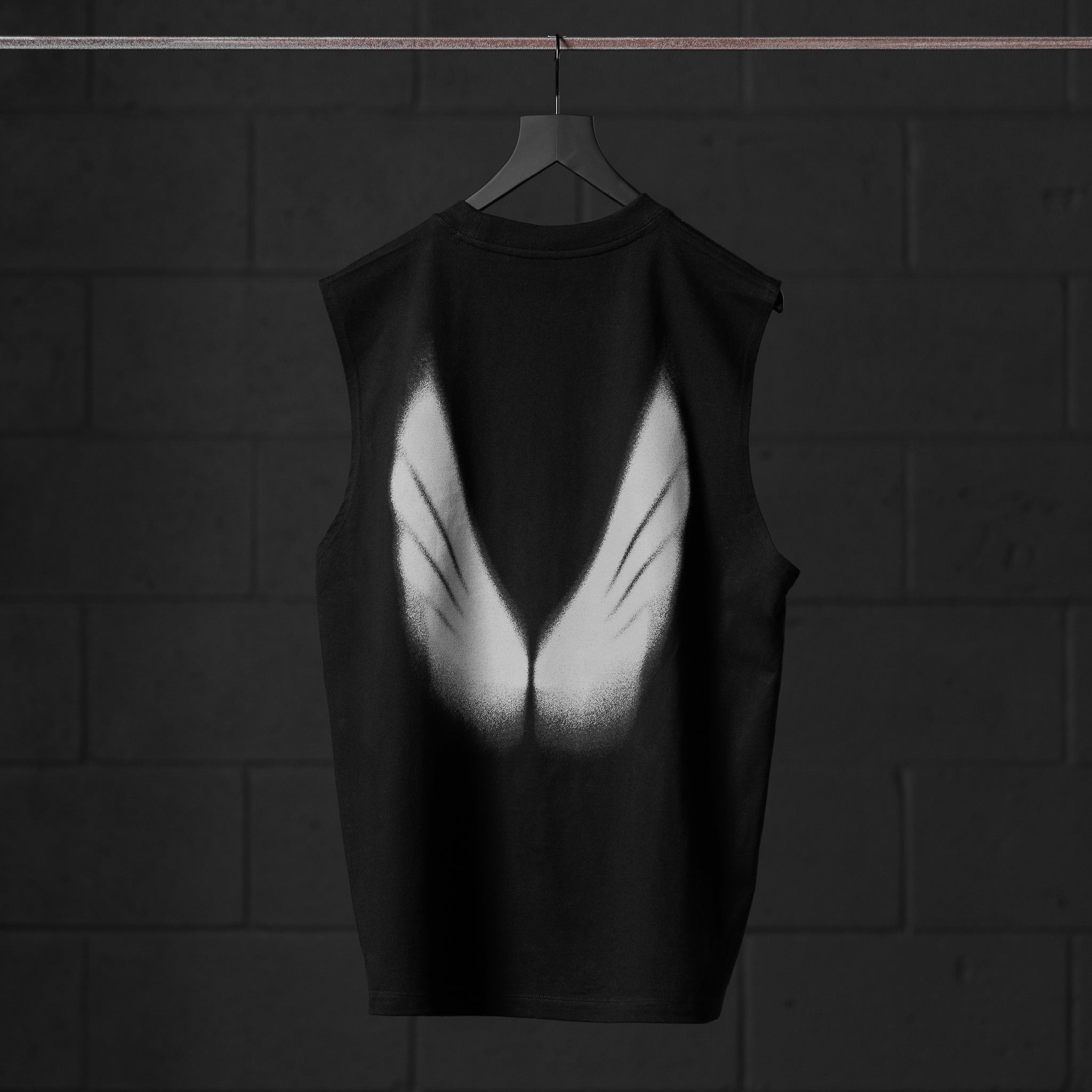 0807. Tech Essential™ Relaxed Cutoff - Black "Signal Lost"