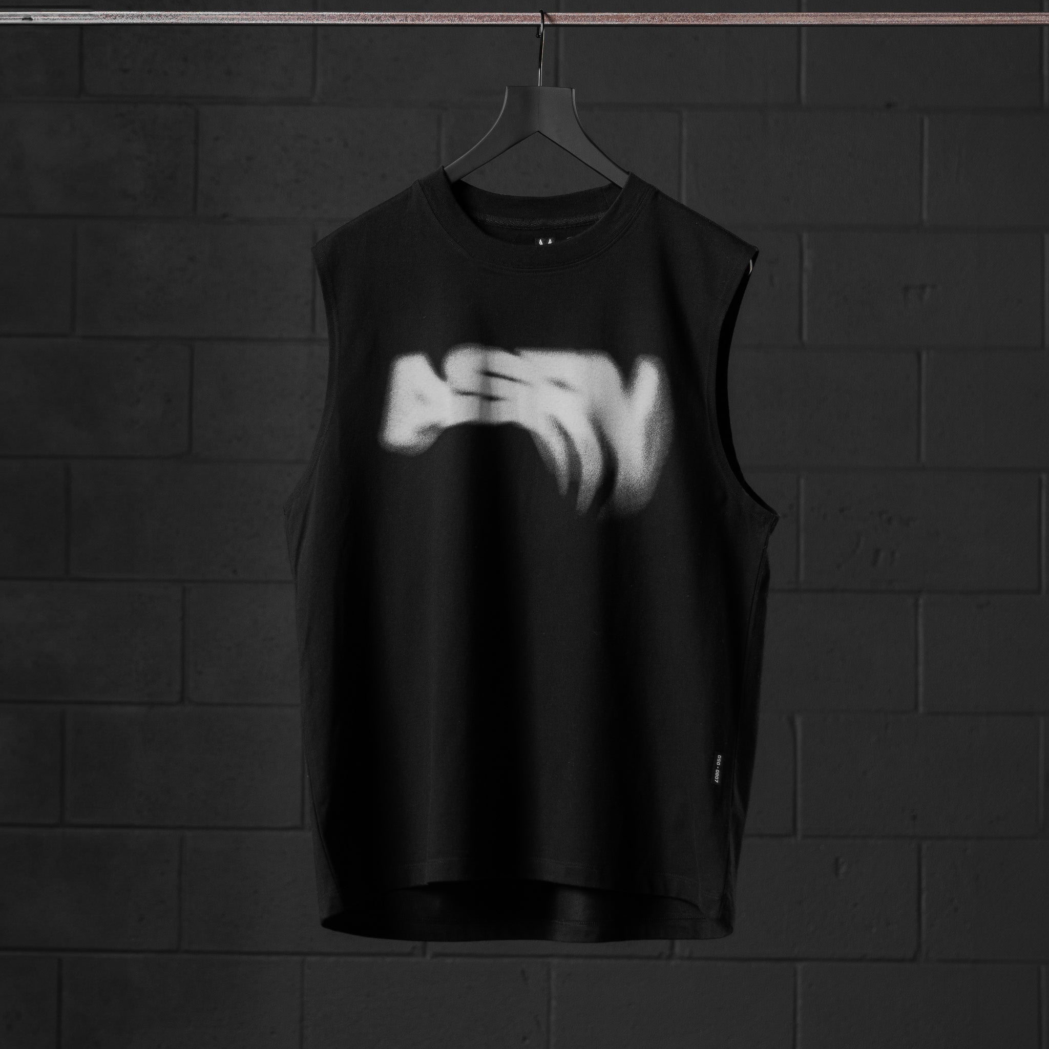 0807. Tech Essential™ Relaxed Cutoff - Black "Signal Lost"