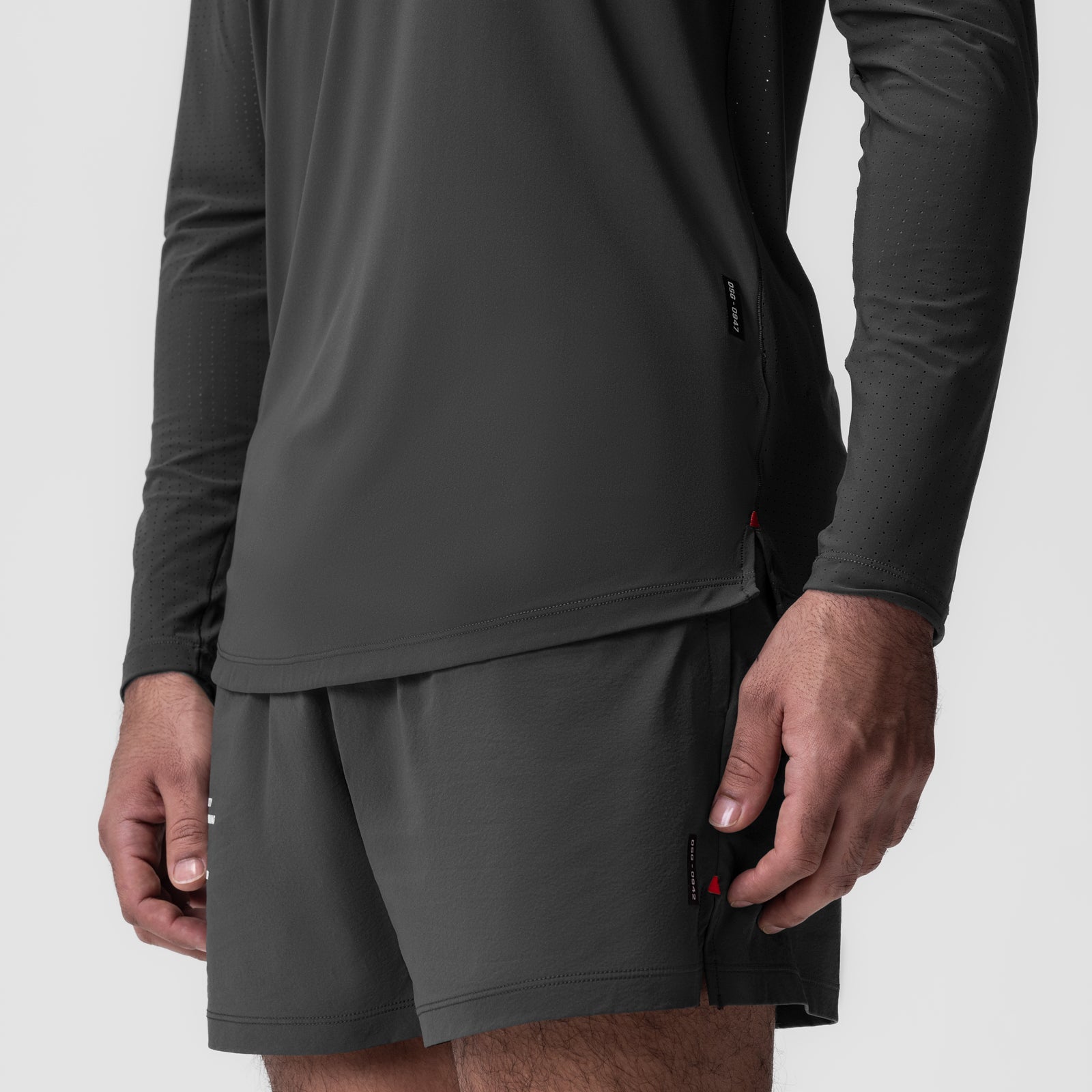 0947. Laser-Vent™ Established Long Sleeve - Space Grey