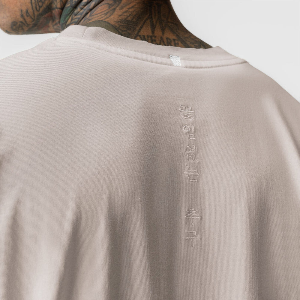 0851. Tech Essential™ Relaxed Long Sleeve - Faded Chai