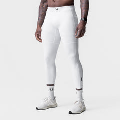 0747. WarpFlexx® Side Pocket 3/4-Length Legging - White