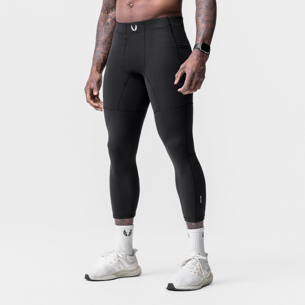 0747. WarpFlexx® Side Pocket 3/4-Length Legging - Black