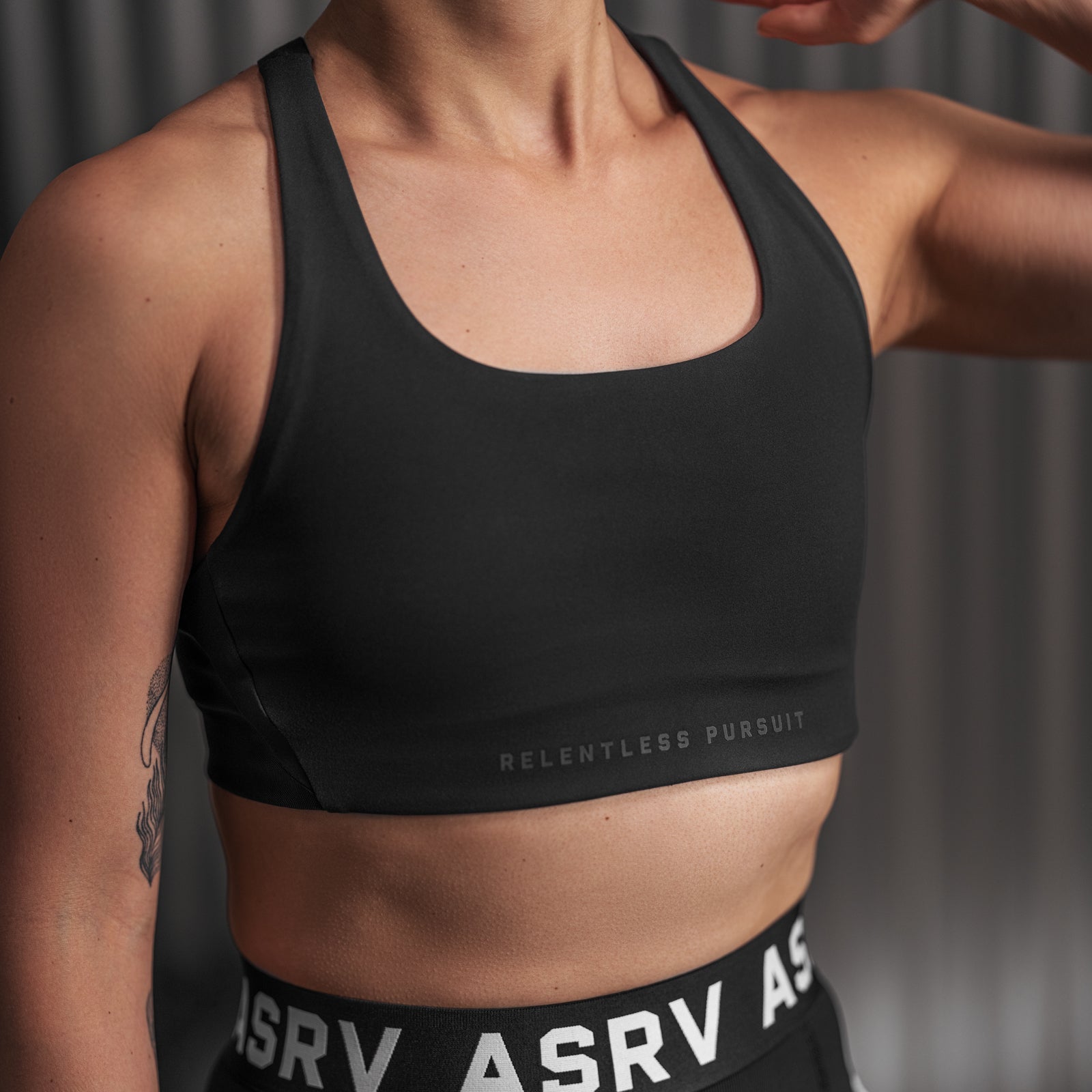 W039. LYCRA® Hybrid Sports Bra - Black