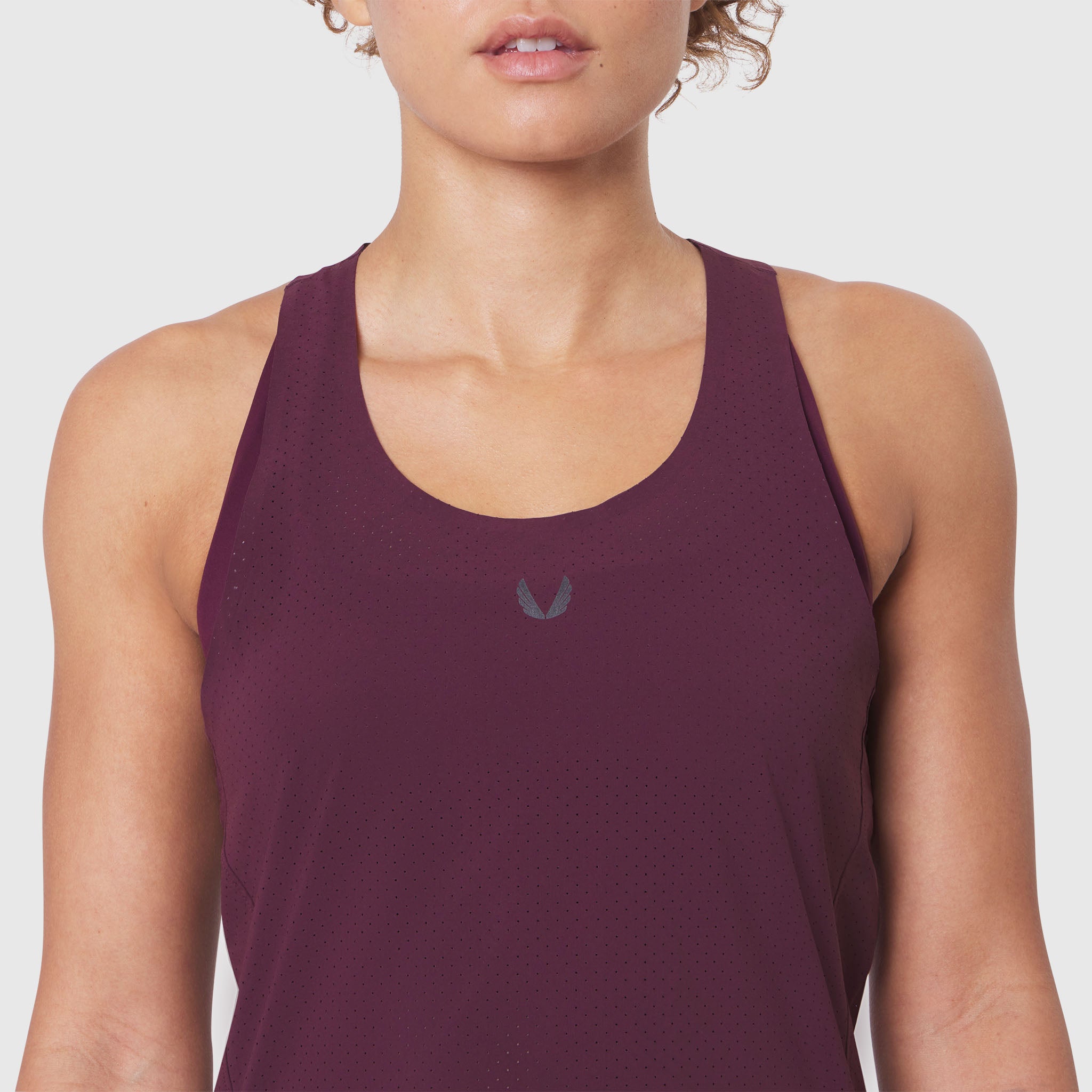 W084. Aerotex™ Perforated Run Tank - Merlot