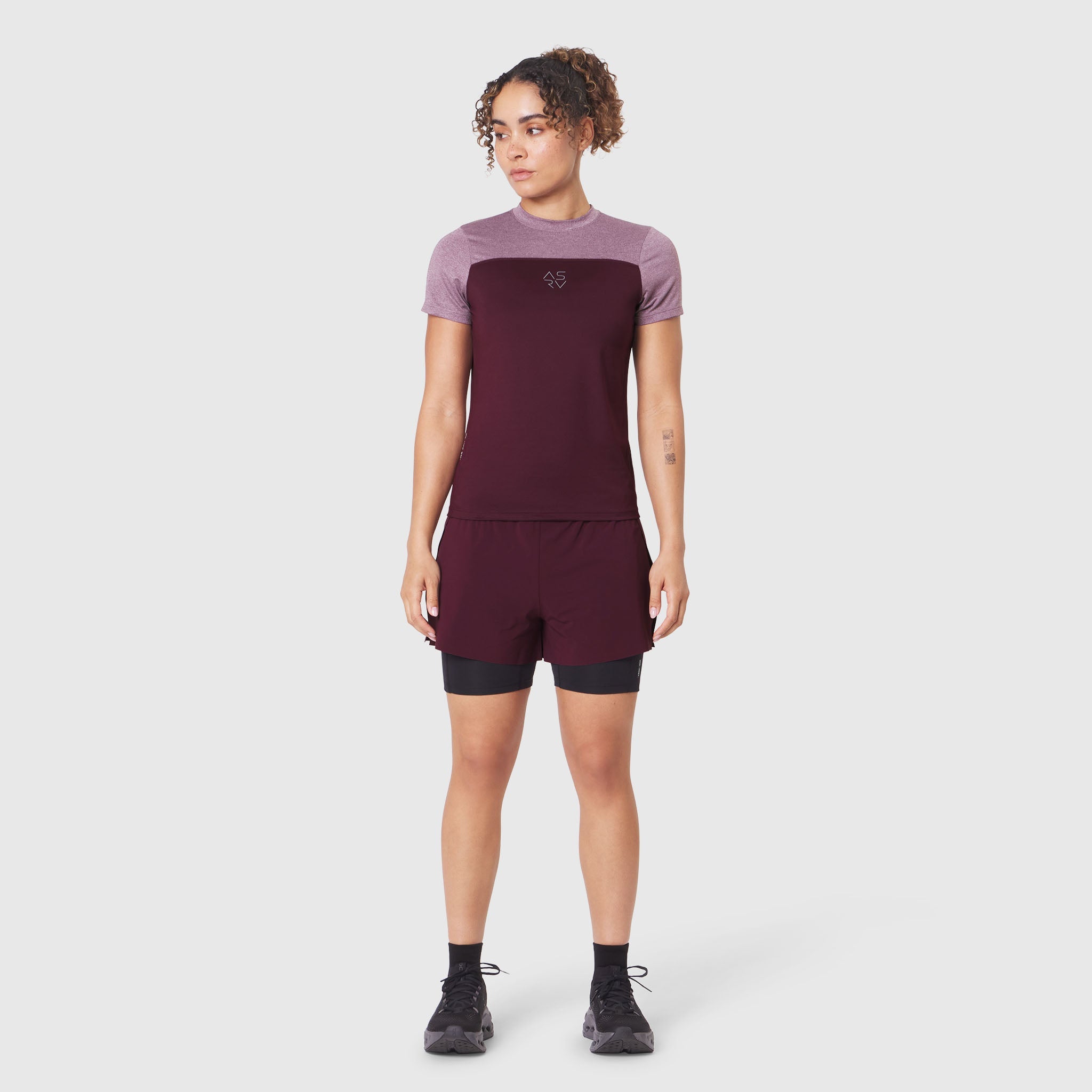 W086. AEROSILVER® UPF50+ Run Tee - Merlot