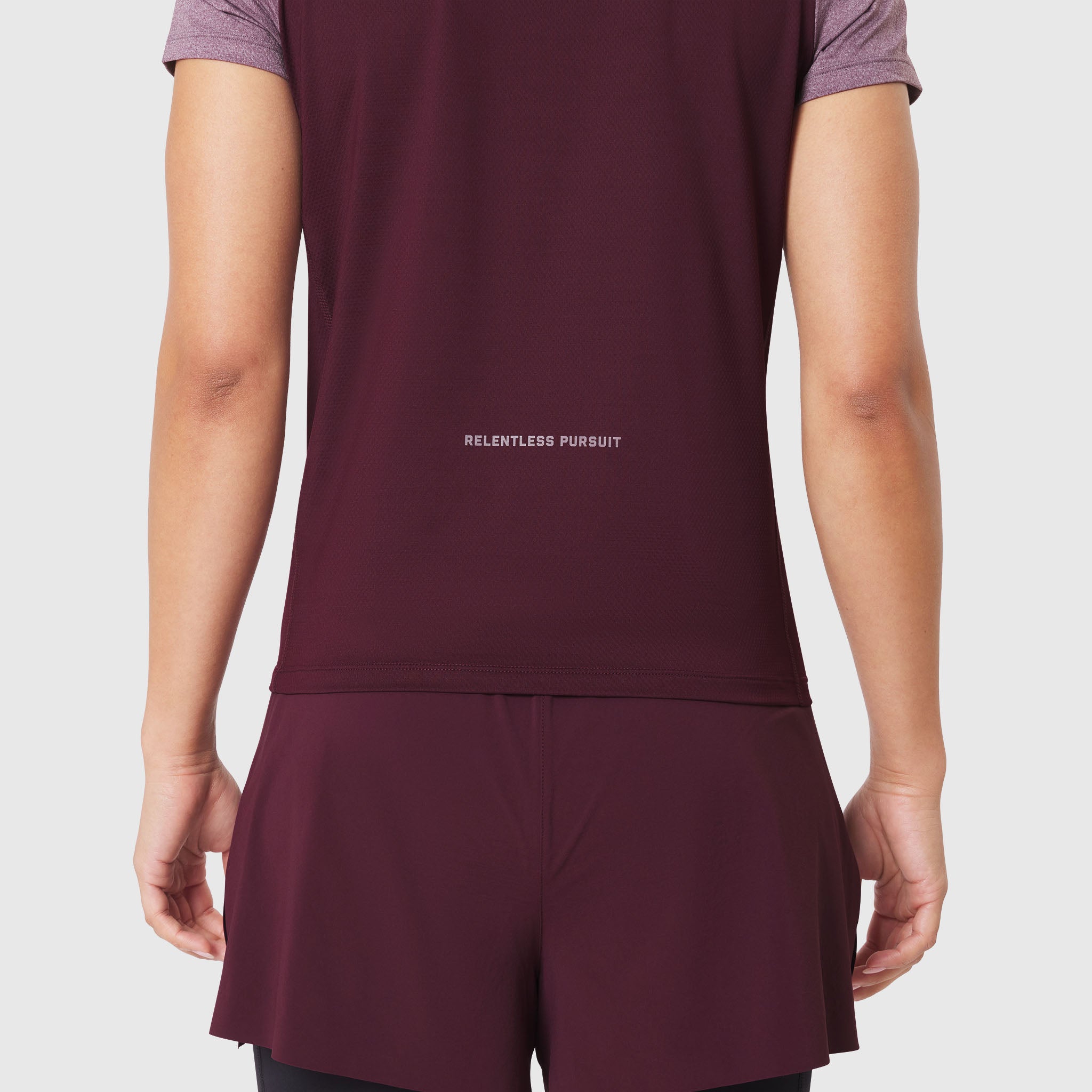 W086. AEROSILVER® UPF50+ Run Tee - Merlot