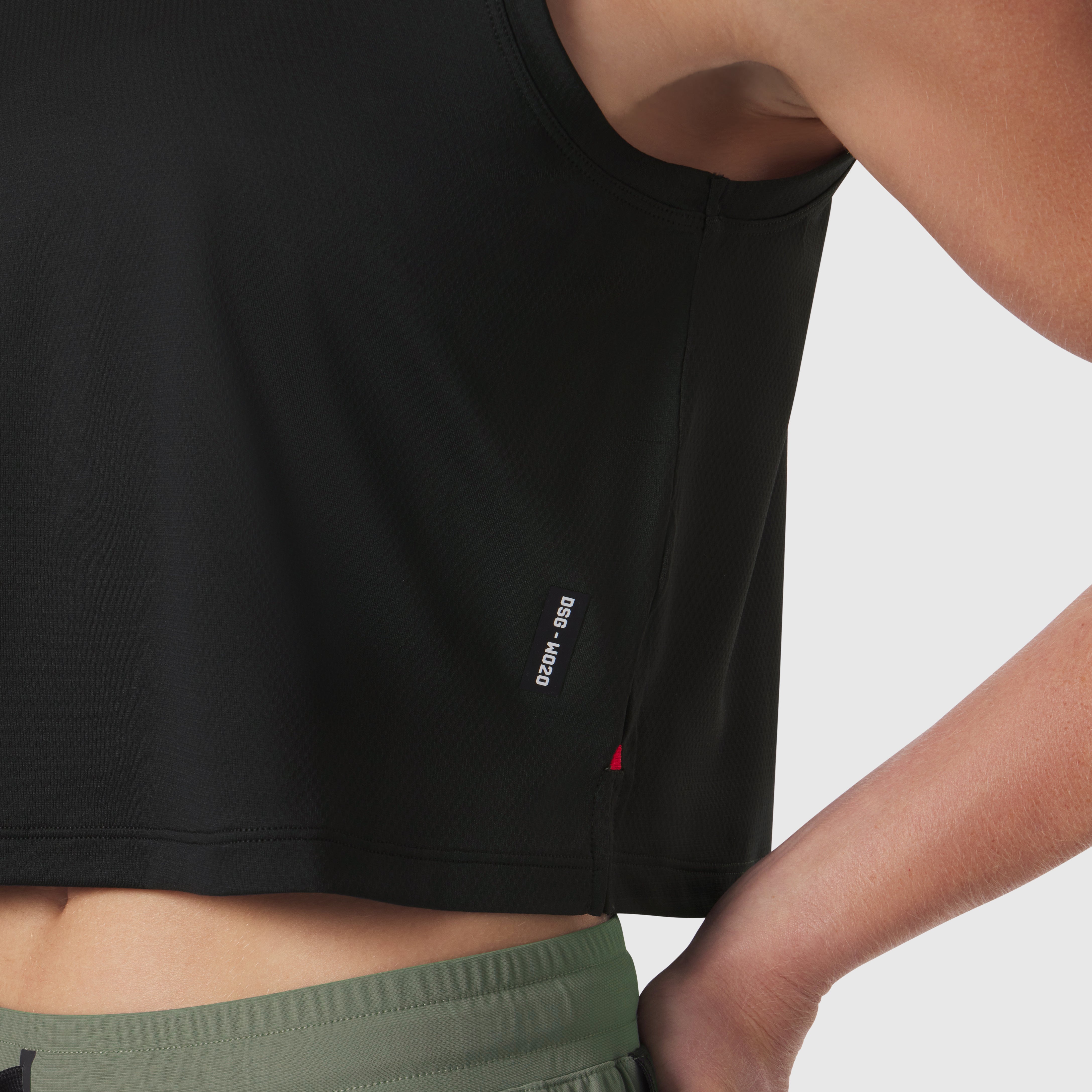 W020. AeroSilver® Tank Top - Black "RP"