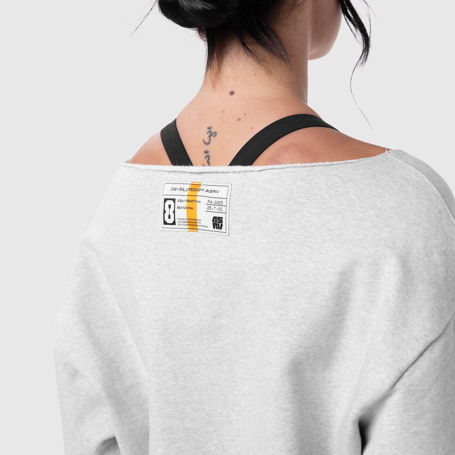 W049. Raw Hem Oversized Crewneck - Heather Grey