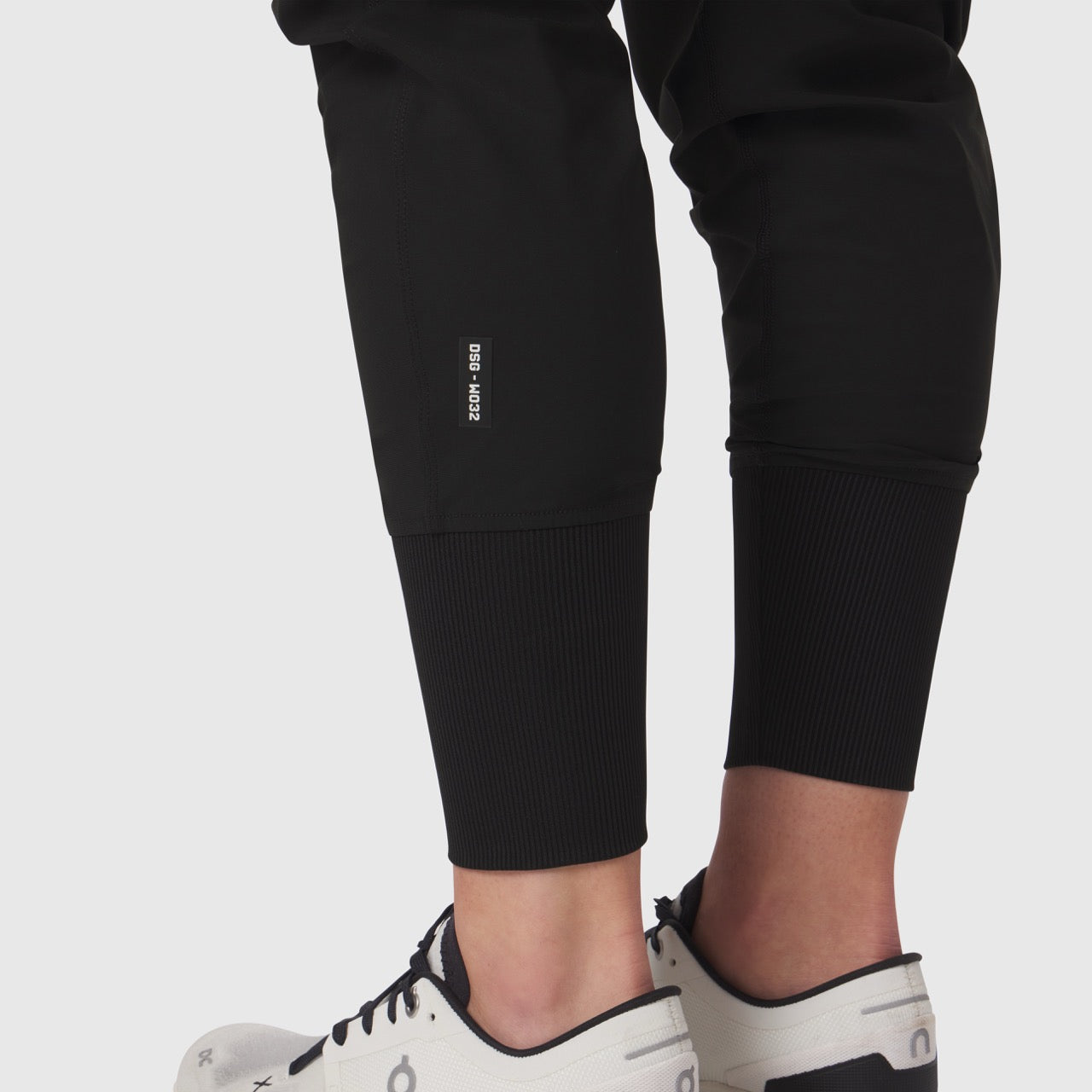 W032. Tetra-Lite® Cargo High Rib Jogger - Black