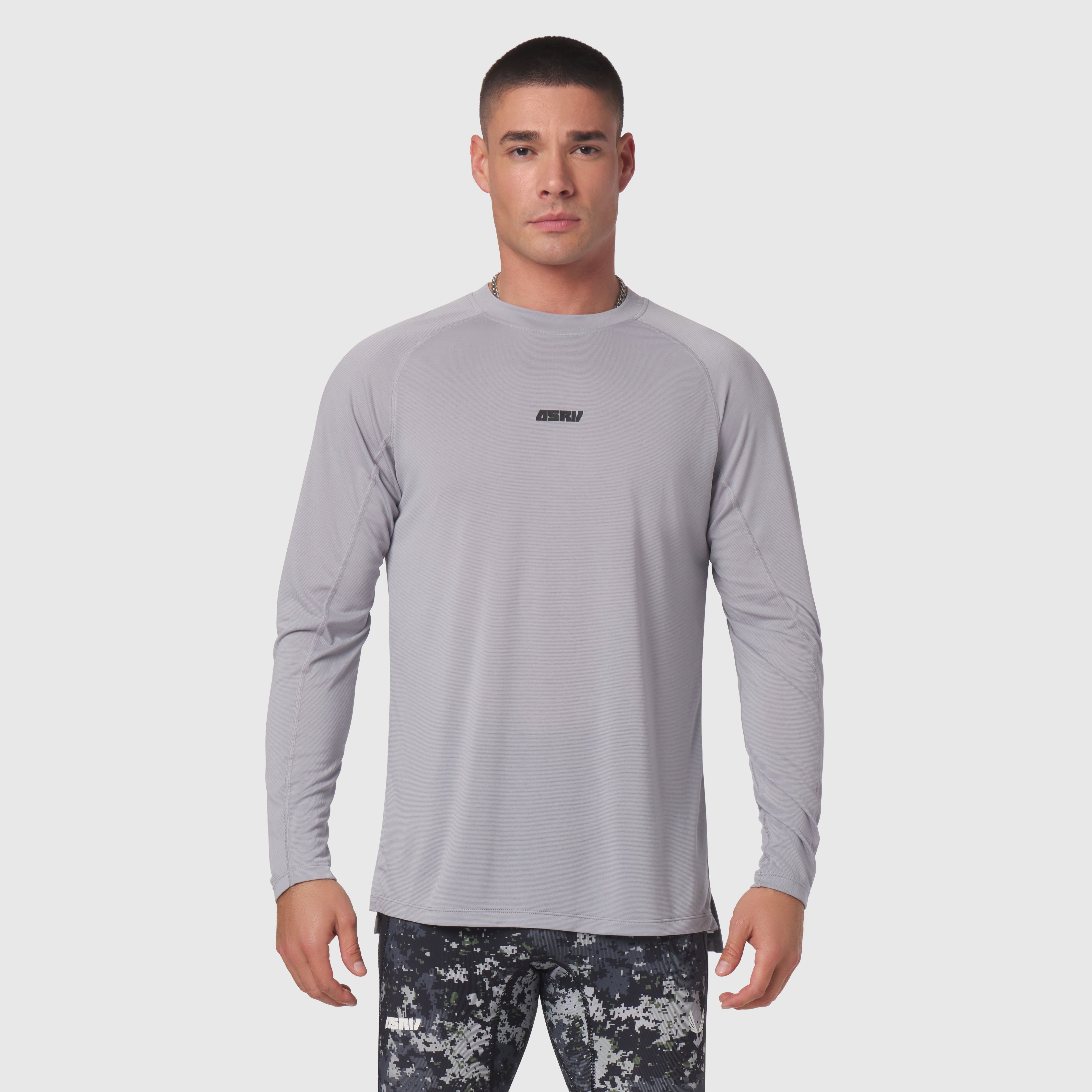 1142. Polartec® Delta Longsleeve - Slate Grey