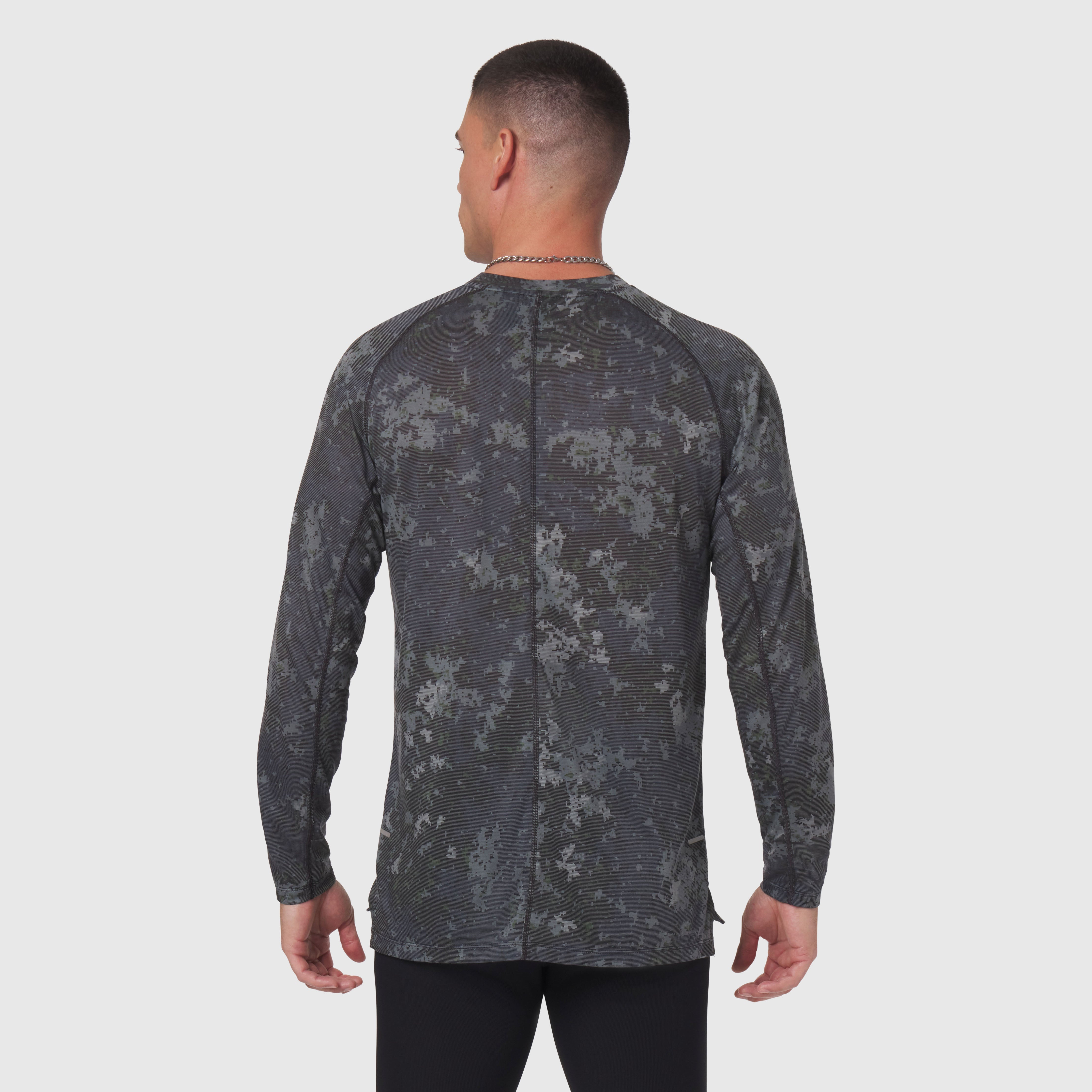 1142. Polartec® Delta Longsleeve - Pixel Camo