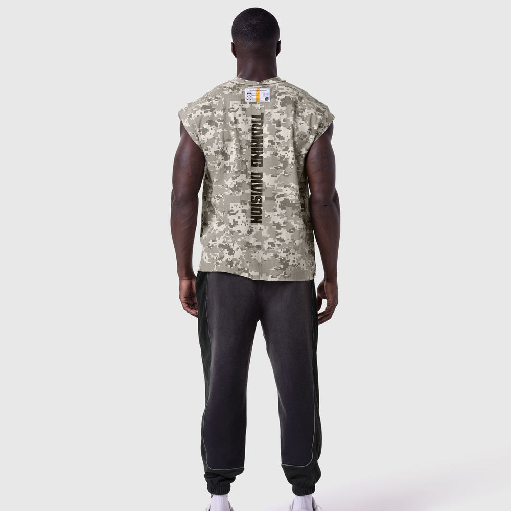 1115. Tech Essential™ Cap Shoulder Cutoff - Digital Camo