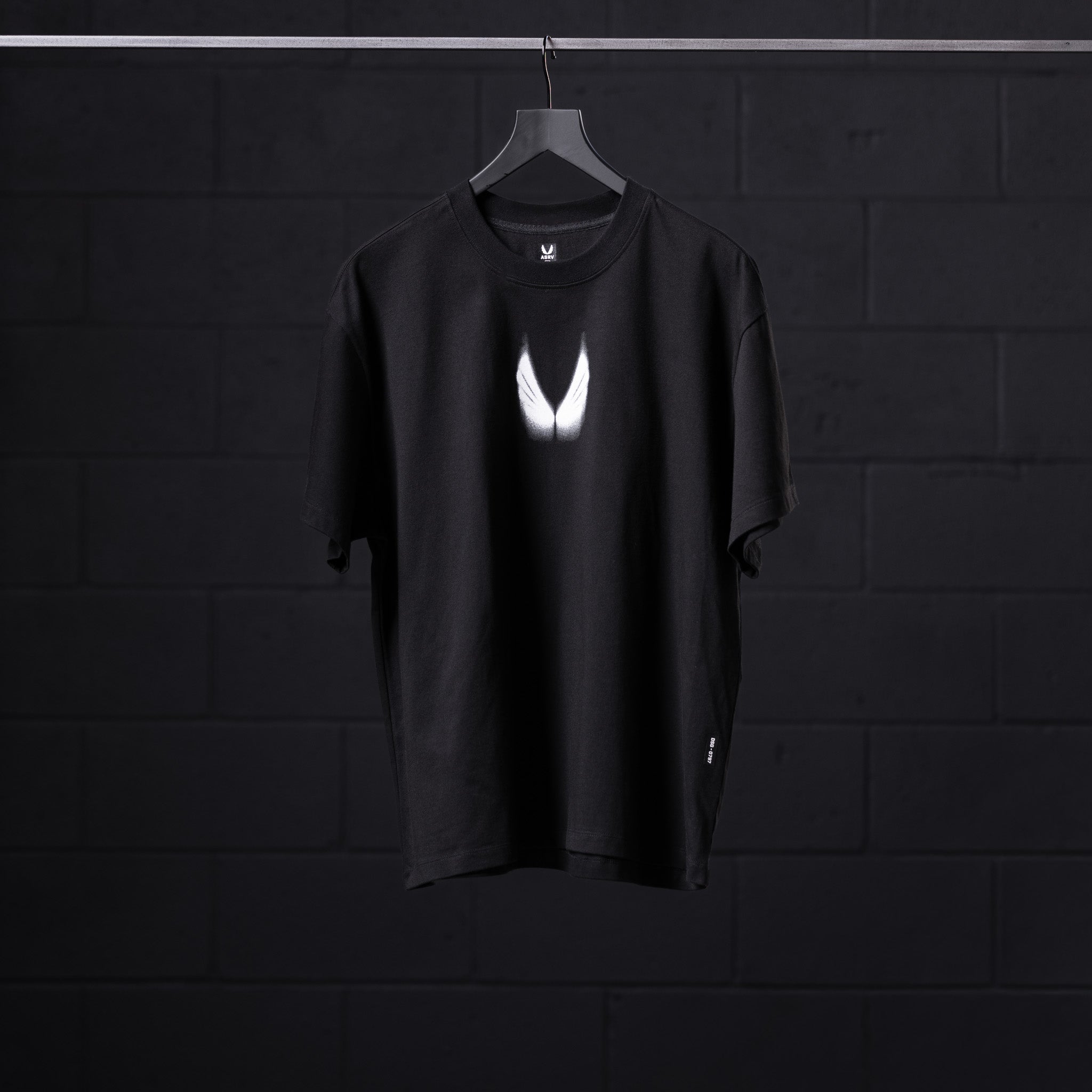0797. Tech Essential™ Relaxed Tee - Black "Motion Blur"