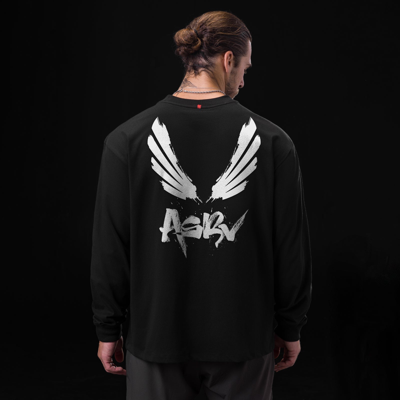 0851. Tech Essential™ Relaxed Long Sleeve - Black "Brush Wings/ASRV"
