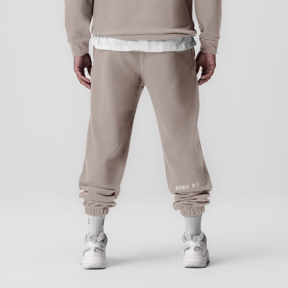 0655. Tech-Terry™ Oversized Sweats - Chai "Emblem"
