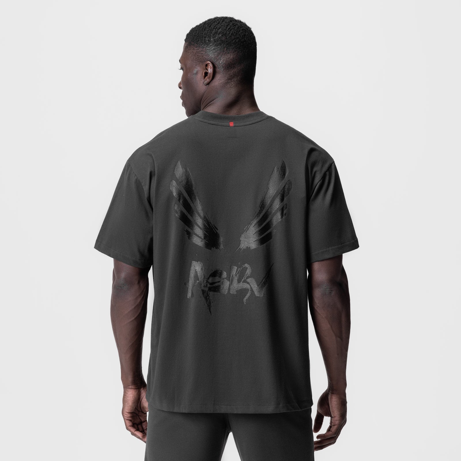 0797. Tech Essential™ Relaxed Tee - Space Grey/Black "Brush Wings/ASRV