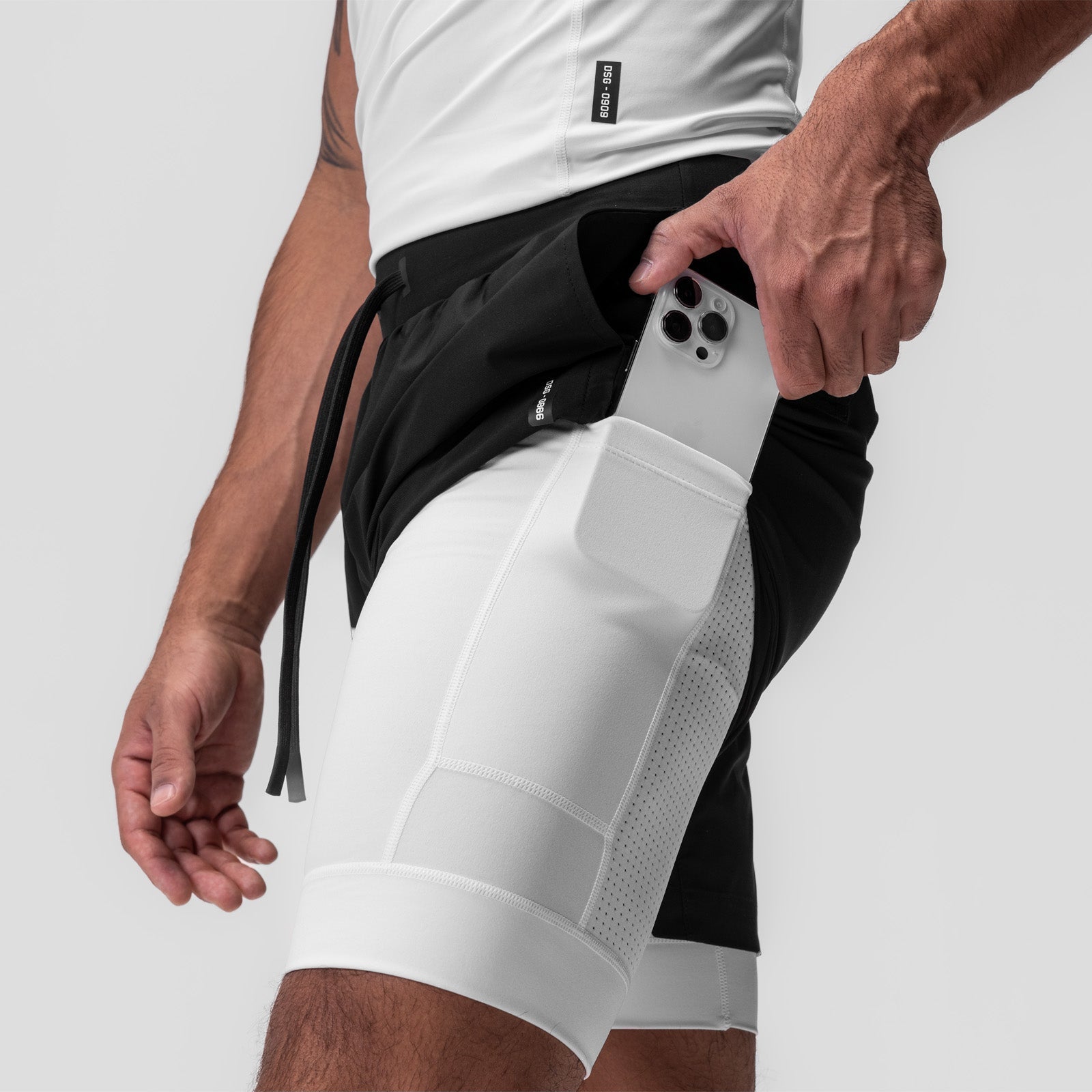 0866. Tetra-Lite® 7" Liner Short - Black "Cyber"/White