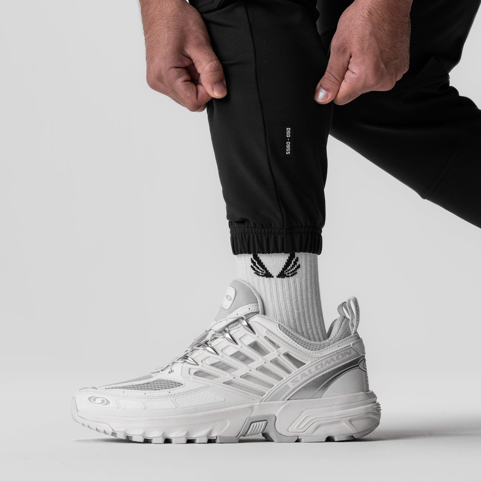 0955. Performance Fleece Jogger - Black