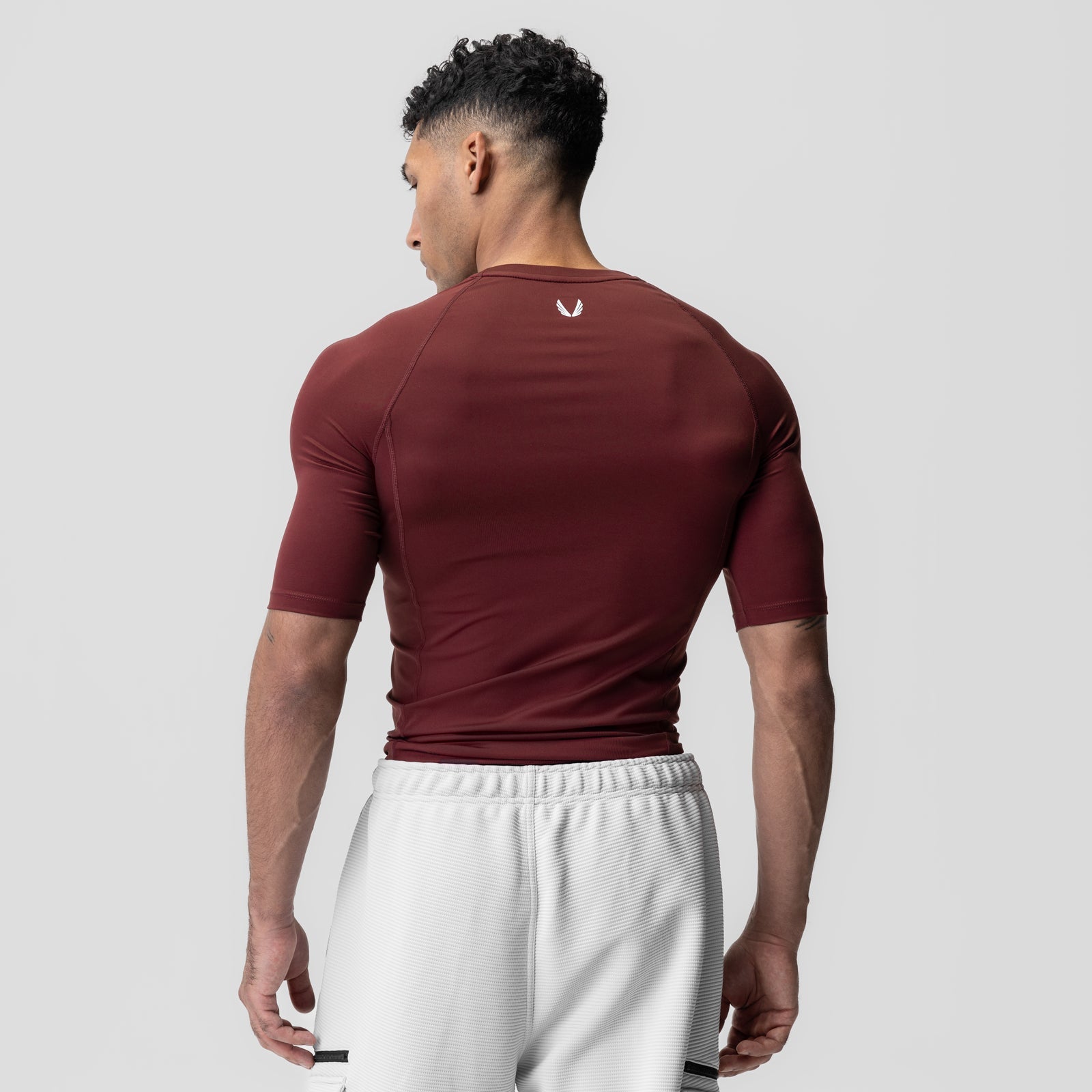 1027. WarpFlexx-Lite® Half-Sleeve Baselayer - Crimson