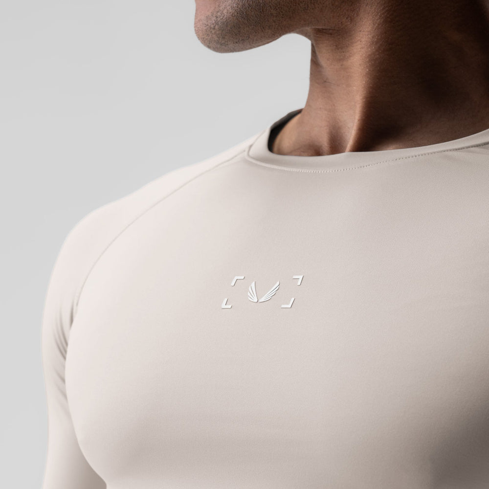 1027. WarpFlexx-Lite® Half-Sleeve Baselayer - Chai
