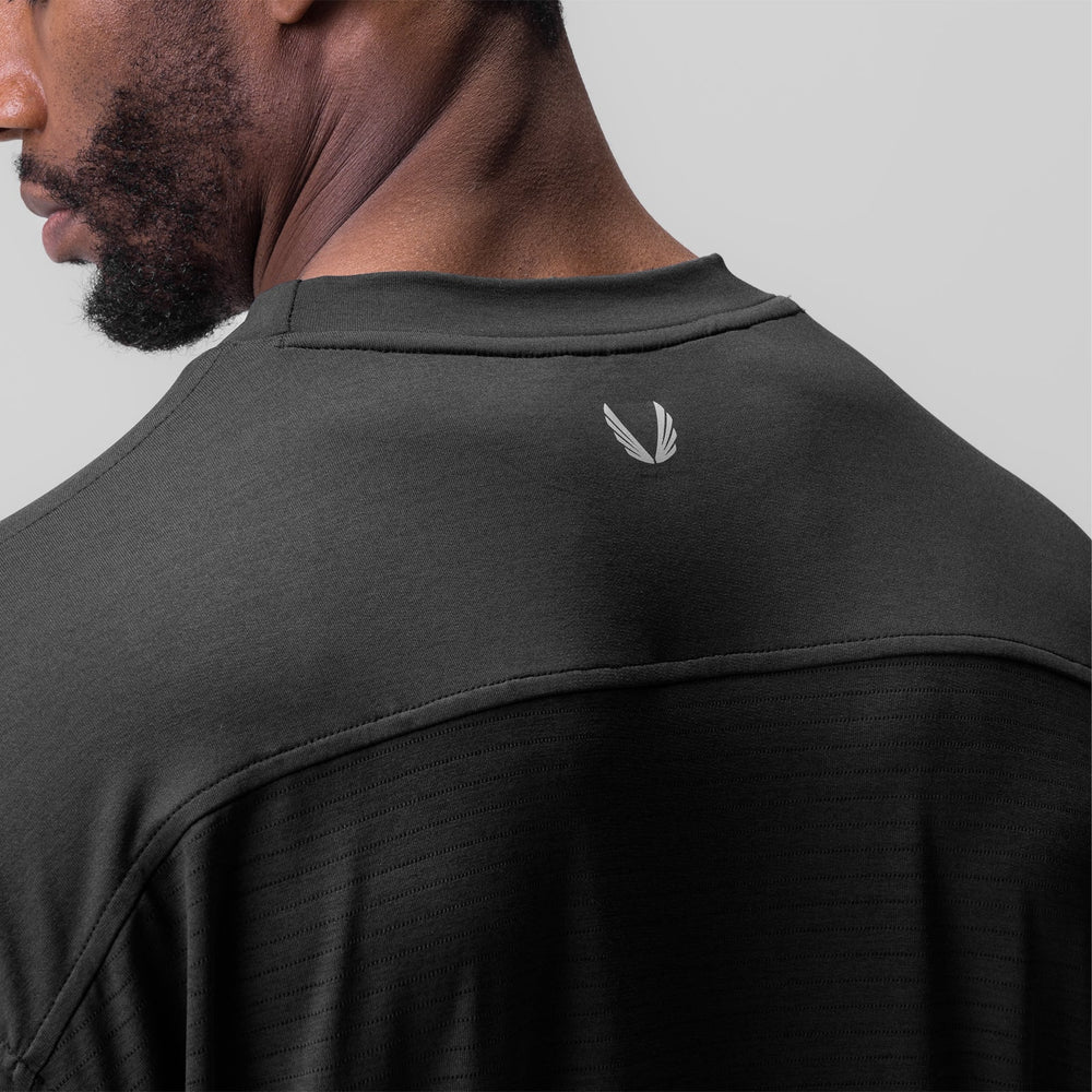 0841. 3D-Lite® 2.0 3/4-Sleeve Oversized Tee - Black "OTWR"