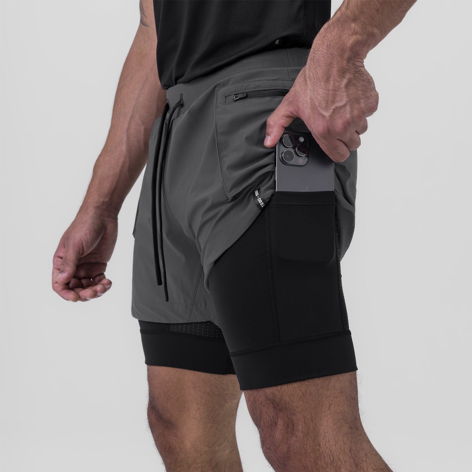 0651. Tetra-Lite® 5" Liner Cargo Short - Space Grey