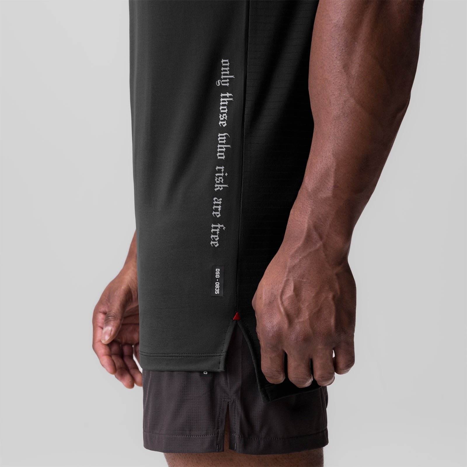 0835. 3D-Lite® 2.0 Drop Hem Tank - Black "OTWR"