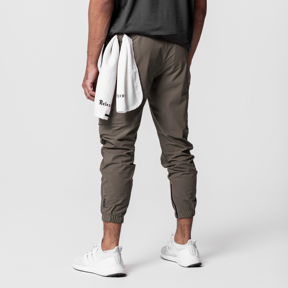 0656. Tetra-Lite® Standard Zip Jogger - Deep Taupe