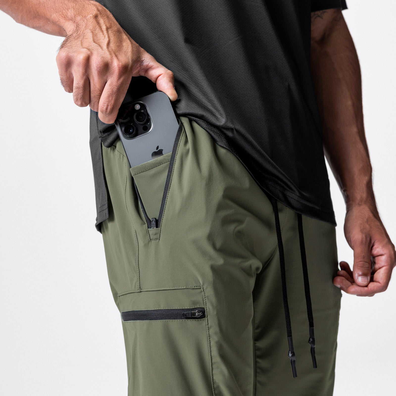 0698. Tetra-Lite® Inlay Pocket High Rib Jogger - Olive